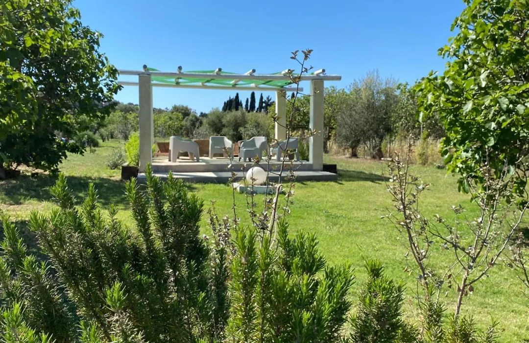 Lecallebed-Breakfast-1